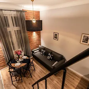 Lubomirskiego 23 - Great Location, 10 Min To Main Square By Foot, Right Next To Main Rail And Bus Station Cracovia